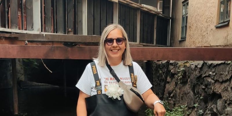 Līga Tontegode, Indriķa Zeberiņa Kuldīgas pamatskolas skolotāja iekāpusi Alekšupītē